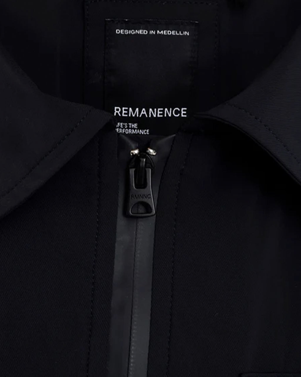 REMANENCE VAPOR JACKET – NEGRO