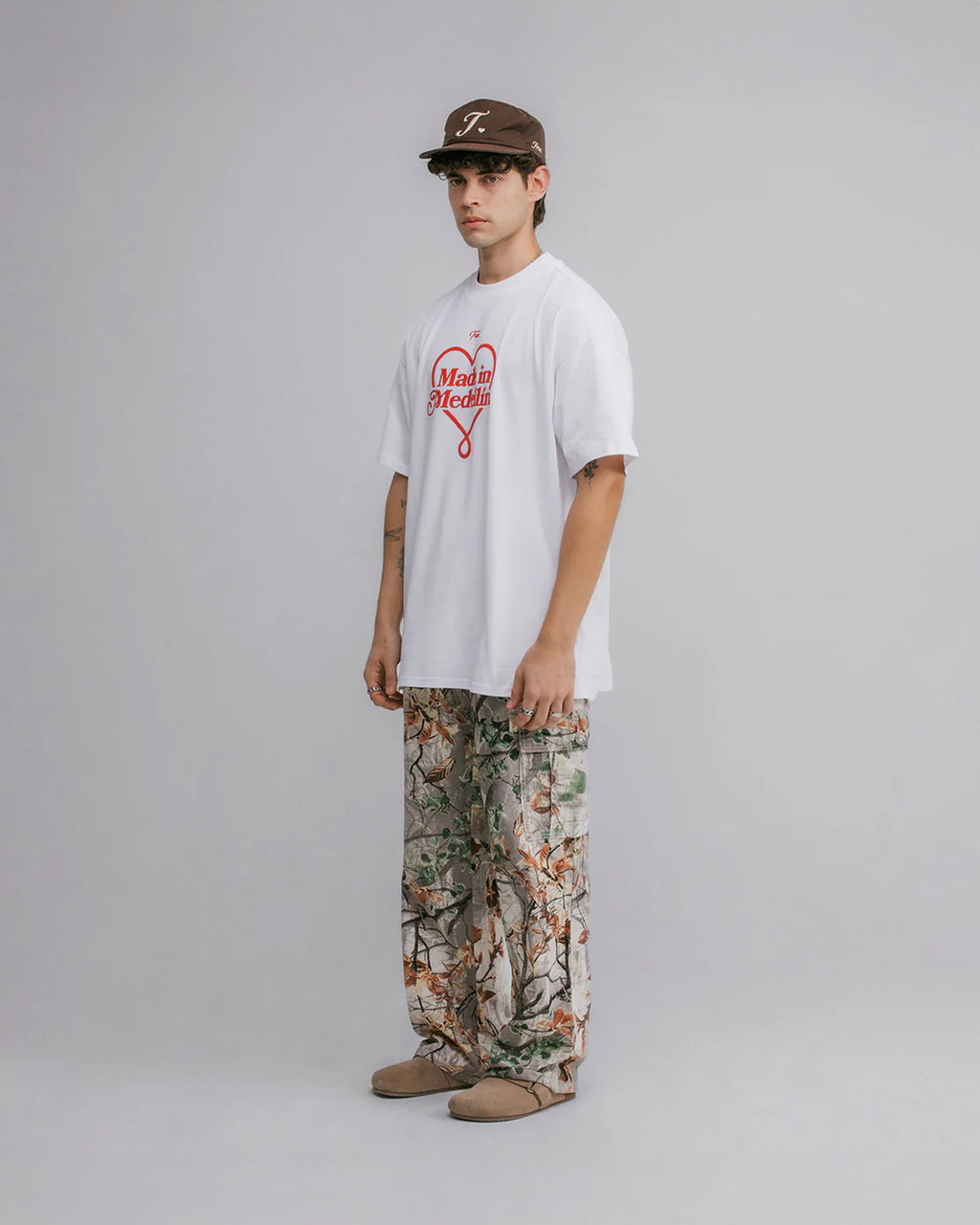 TRUE CAMISETA OVERSIZED MEDELLÍN - BLANCA