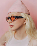 TRUE - Cat-Eye Sunglasses Black & White