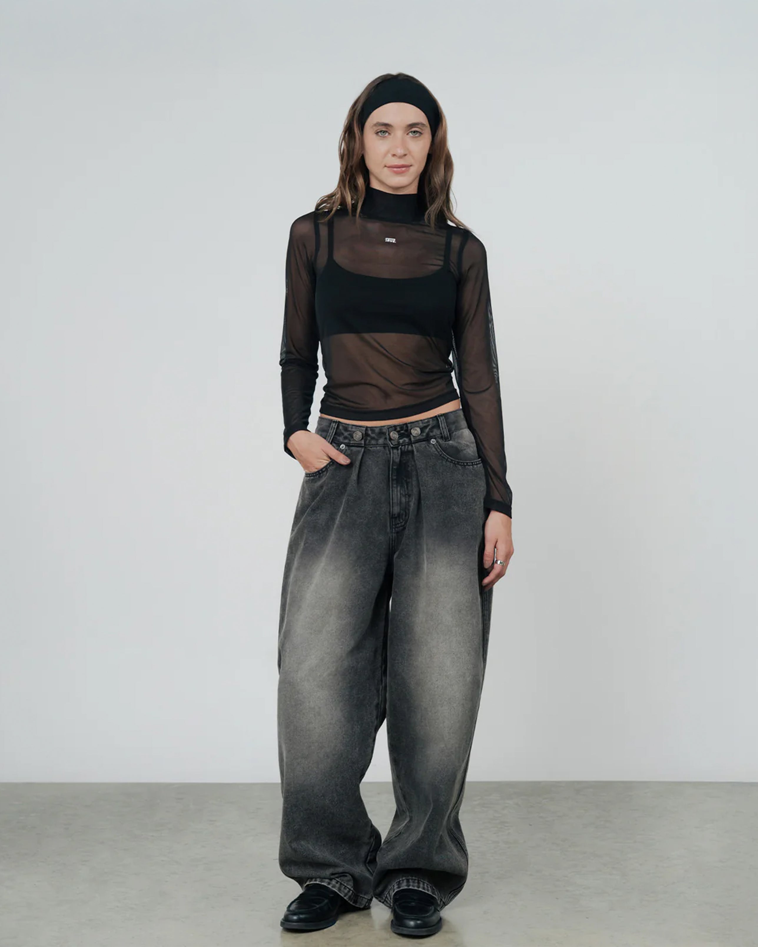 TRUE MESH LS MOCK TEE - BLACK