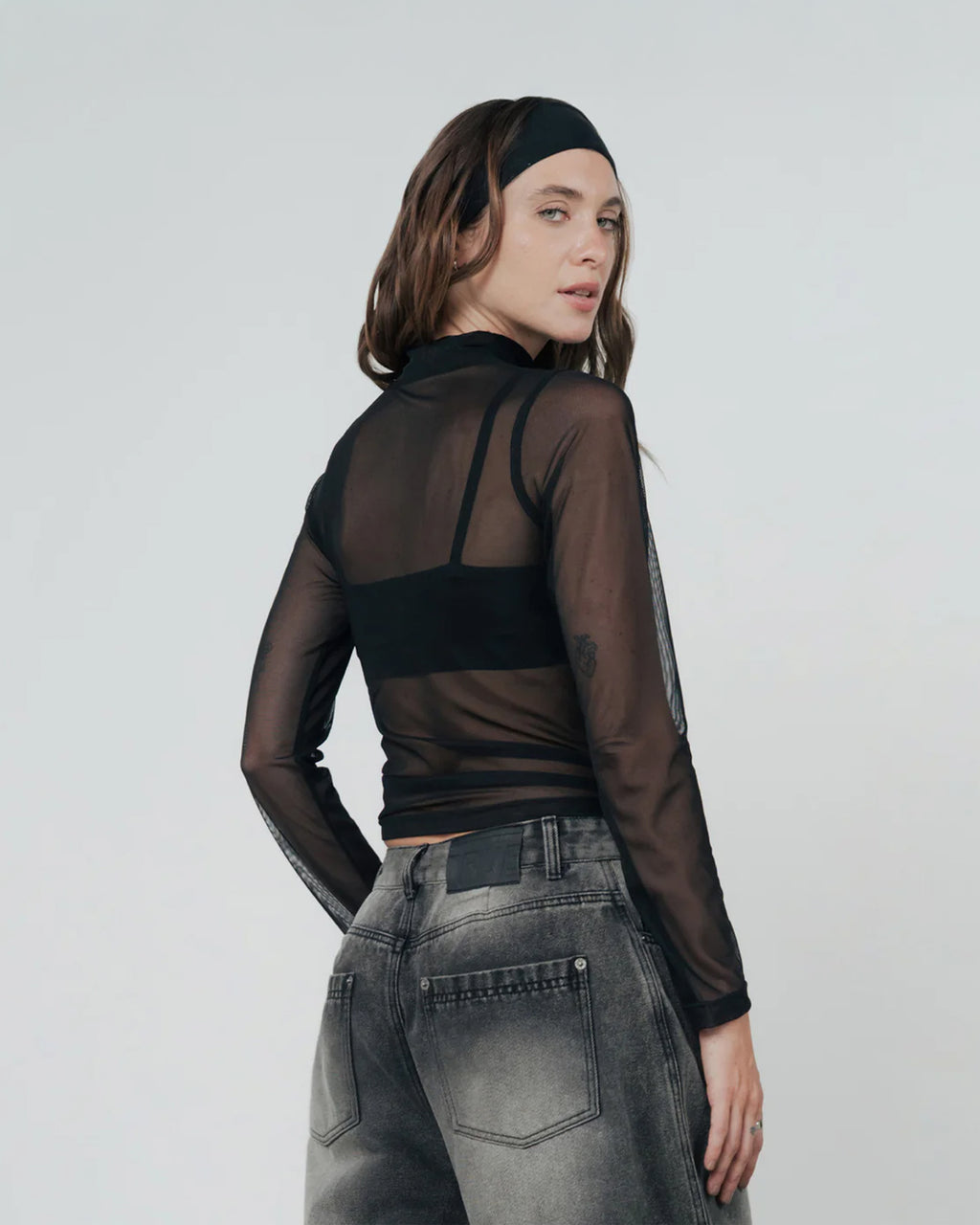 TRUE MESH LS MOCK TEE - BLACK