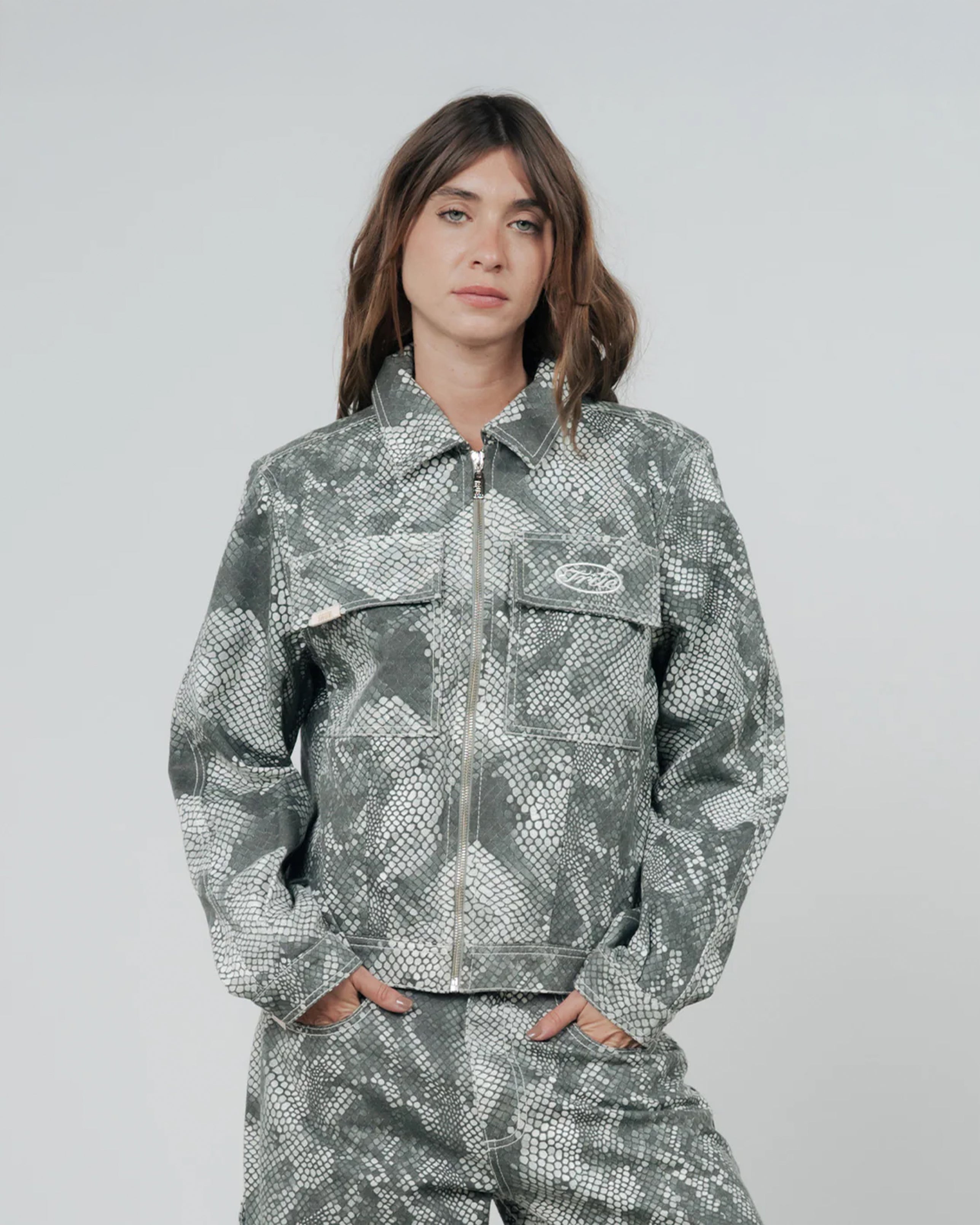 TRUE PYTHON DRILL LIGHT JACKET - GRAY