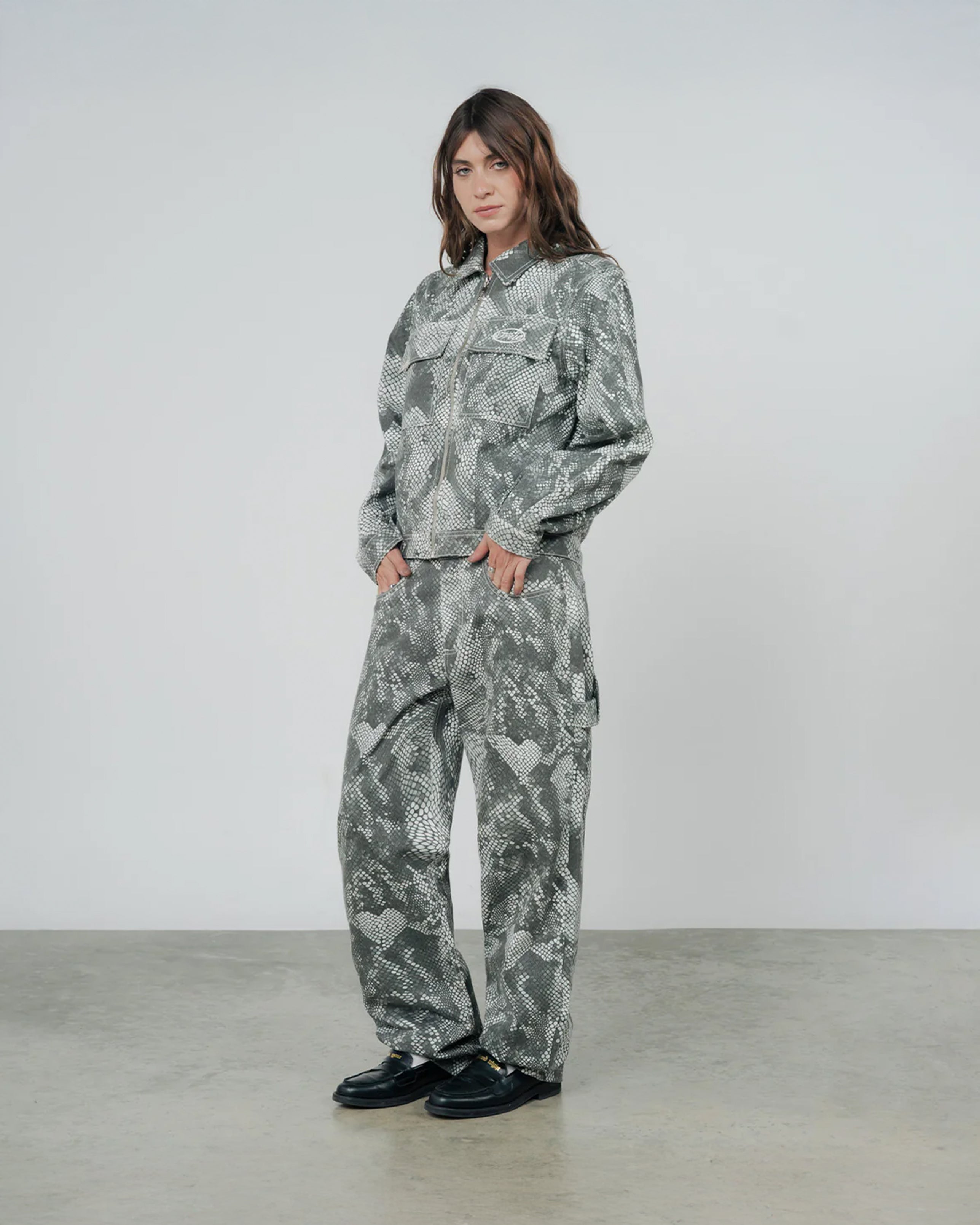 TRUE PYTHON DRILL LIGHT JACKET - GRAY