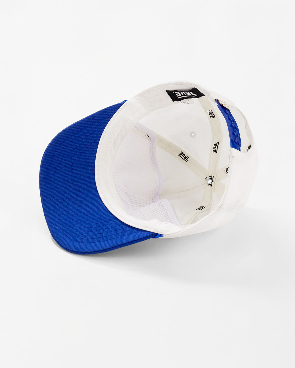 TRUE X SMIRNOFF GOLFER CAP - CREAM