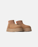 Botines UGG Classic Mini Dipper Chestnut mujer, par, vista frontal en ángulo