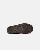 Botines UGG Classic Mini II Chocolate mujer, vista de la suela