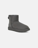 Botines UGG Classic Mini II Grey mujer, vista frontal en ángulo