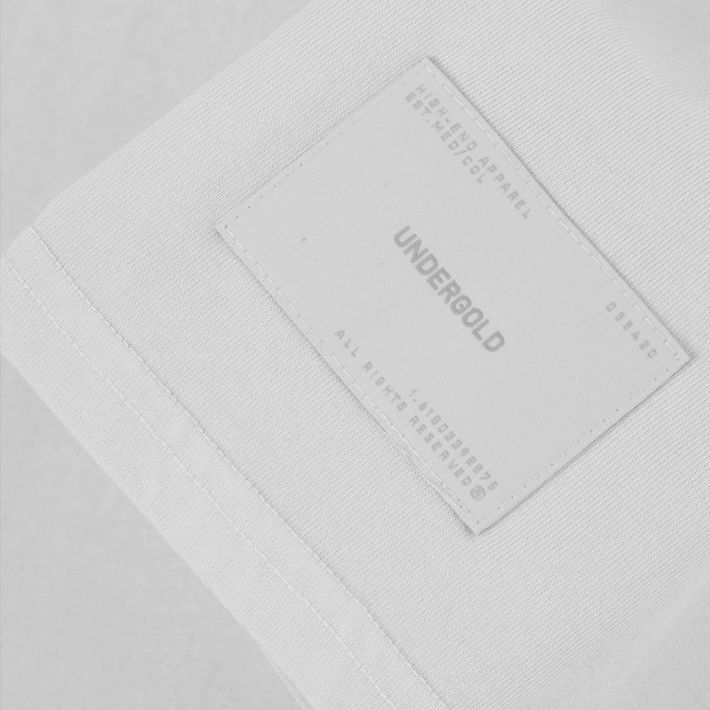 BASICS TINY LOGO REGULAR FIT TSHIRT WHITE